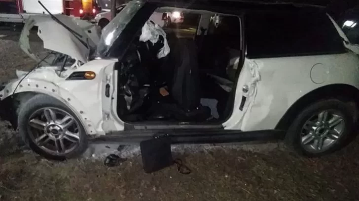 Brutal accidente en San Pedro: murieron dos adolescentes y otros tres están graves tras choca con su Mini Cooper
