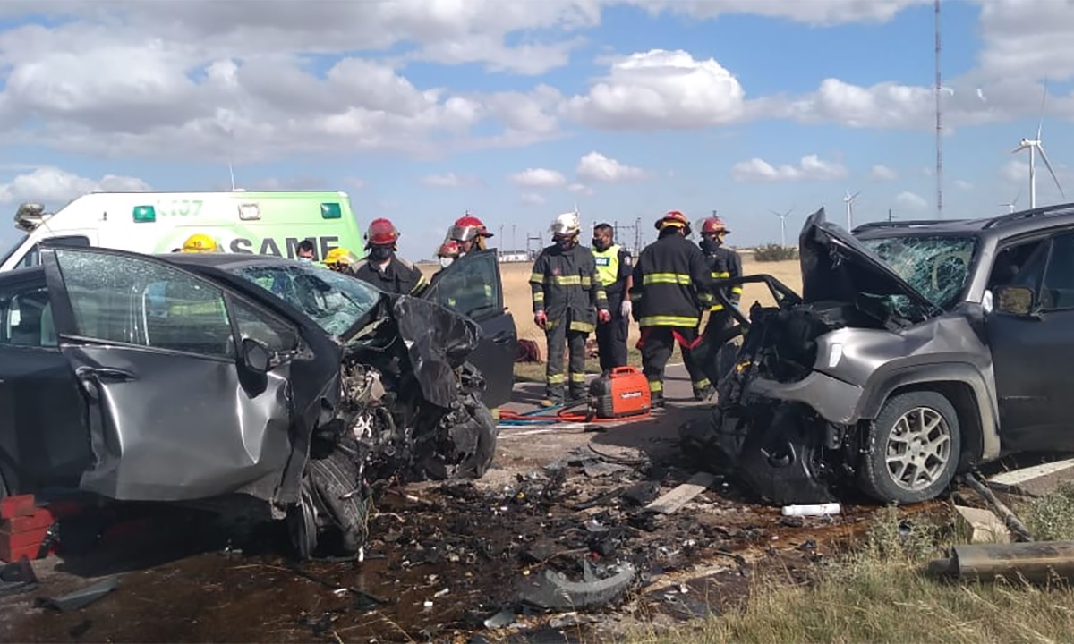 Fatal choque en Ruta 3: una mujer de Río Gallegos y una familia de Comodoro fallecidas