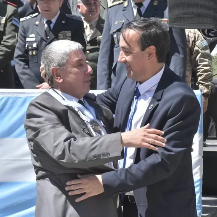 Medallas a jubilados municipales: “En el trabajo uno aprende todos los días”