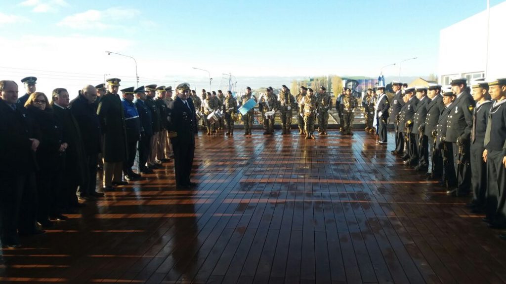 Se realizaron actos conmemorativos por el Día de la Armada Nacional