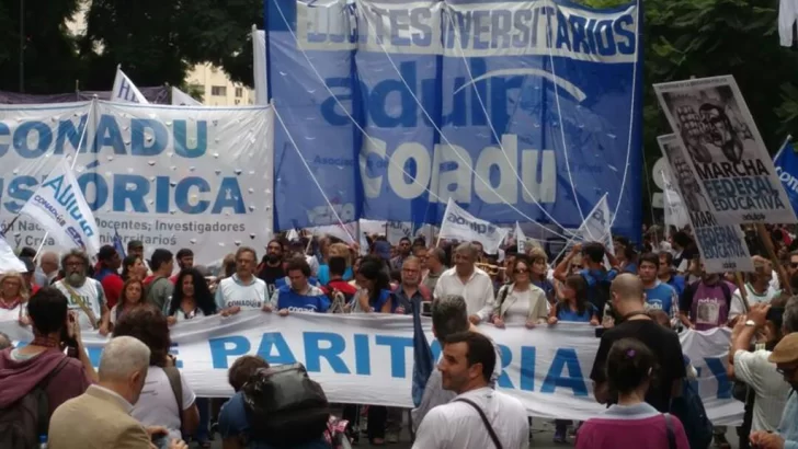 CONADU Histórica participó de  la Marcha Federal Educativa