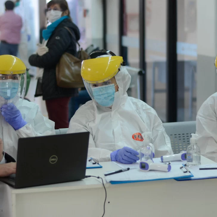 La variante Delta y el incumplimiento del aislamiento, las razones por las que se restringieron los vuelos desde el exterior La variante Delta y el incumplimiento del aislamiento, las razones por las que se restringieron los vuelos desde el exterior