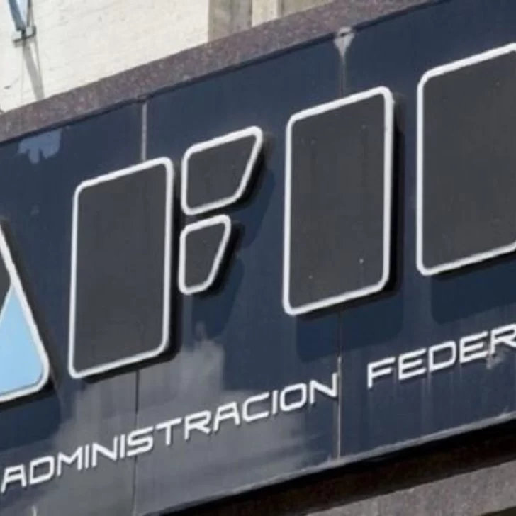 Dólar tarjeta: cómo pedir la devolución de percepciones en AFIP