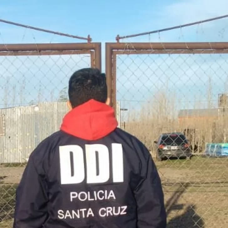 Era jefe de la DDI en Caleta Olivia y lo acusan de pasar información a delincuentes Era jefe de la DDI en Caleta Olivia y lo acusan de pasar información a delincuentes