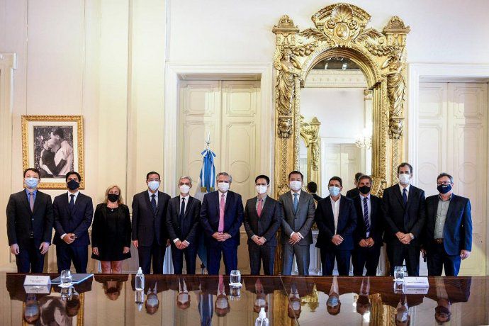 Nación anunció préstamos chinos millonarios para transporte ferroviario
