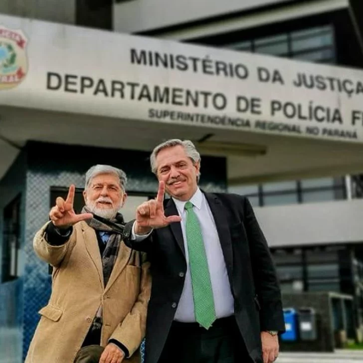 El presidente advirtió sobre el reinicio de “la persecución” a Lula Da Silva