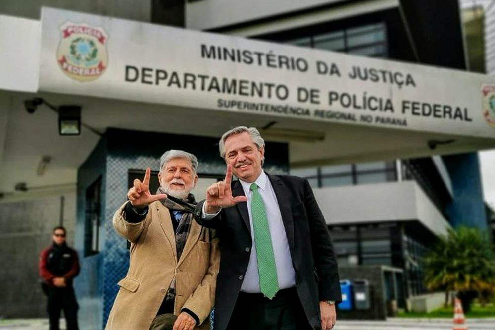 El presidente advirtió sobre el reinicio de “la persecución” a Lula Da Silva