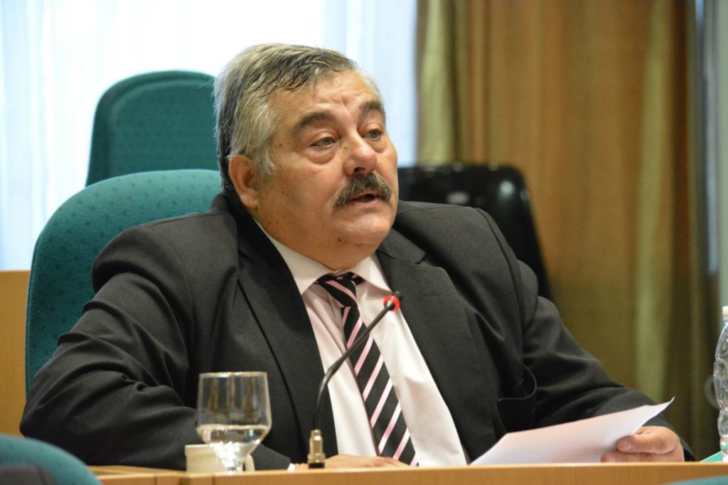 Exabrupto de Alberto Lozano en Twitter Exabrupto de Alberto Lozano en Twitter