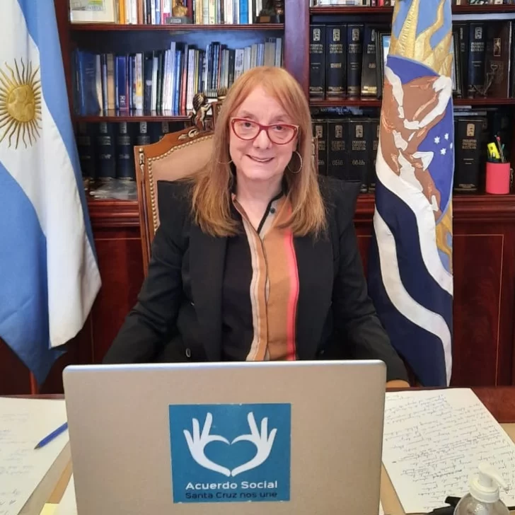 Alicia Kirchner interrumpió acto para recordar al diputado Javier Pérez Gallart