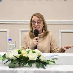 Alicia Kirchner anunció un aumento del 50% en la Tarjeta Social 