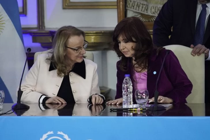 Alicia Kirchner a un año del atentado a Cristina: “La violencia política y la arbitrariedad judicial atentan contra el pueblo”