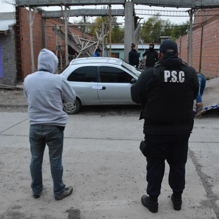 Allanamiento en el barrio Belgrano por amenazas con arma de fuego