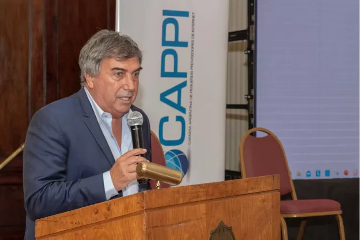 Claudio Ambrosini, titular de ENACOM, participó del Encuentro Nacional de Pequeños Proveedores de Internet Claudio Ambrosini, titular de ENACOM, participó del Encuentro Nacional de Pequeños Proveedores de Internet