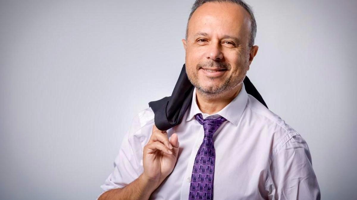 Denunciaron a Antonio Aracre por abuso sexual: la policía allanó dos viviendas en Palermo Denunciaron a Antonio Aracre por abuso sexual: la policía allanó dos viviendas en Palermo