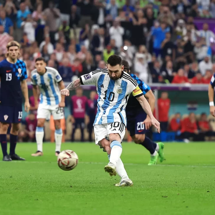 El penal a Julián Álvarez y el gol de Lionel Messi para el 1 a 0 contra Croacia en Qatar El penal a Julián Álvarez y el gol de Lionel Messi para el 1 a 0 contra Croacia en Qatar