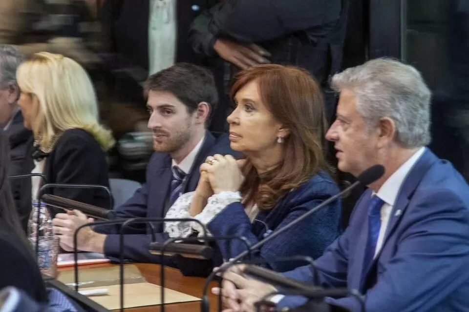 Cristina Kirchner publicó “Las 20 mentiras de la Causa Vialidad” tras sus últimas palabras en el juicio Cristina Kirchner publicó “Las 20 mentiras de la Causa Vialidad” tras sus últimas palabras en el juicio