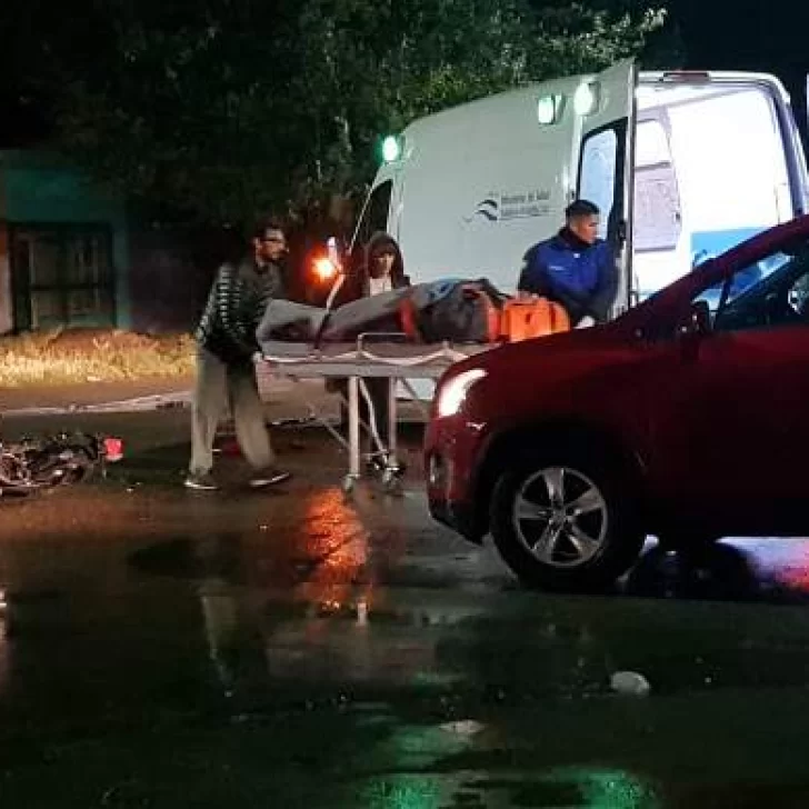 Embistió a un motociclista y se dio a la fuga Embistió a un motociclista y se dio a la fuga