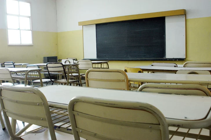 Otro paro de ADOSAC y un feriado dejan sin clases a los estudiantes de Santa Cruz hasta la próxima semana