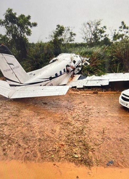 Tragedia aérea en el Amazonas: mueren 14 personas al estrellarse un avión