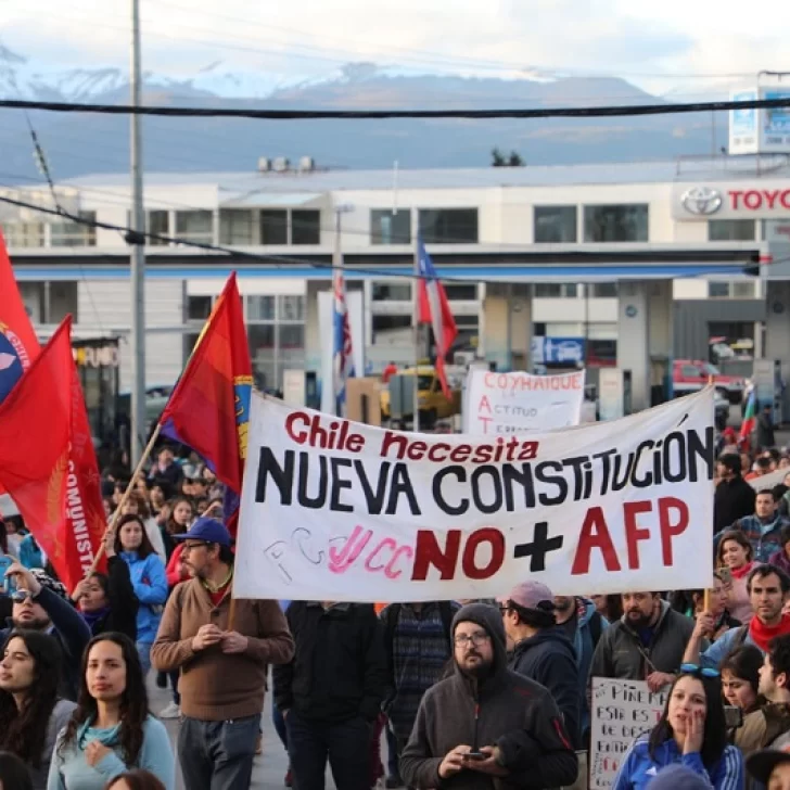 Aysén, la región vecina, se ha sumado al clamor por “igualdad” en todo Chile Aysén, la región vecina, se ha sumado al clamor por “igualdad” en todo Chile