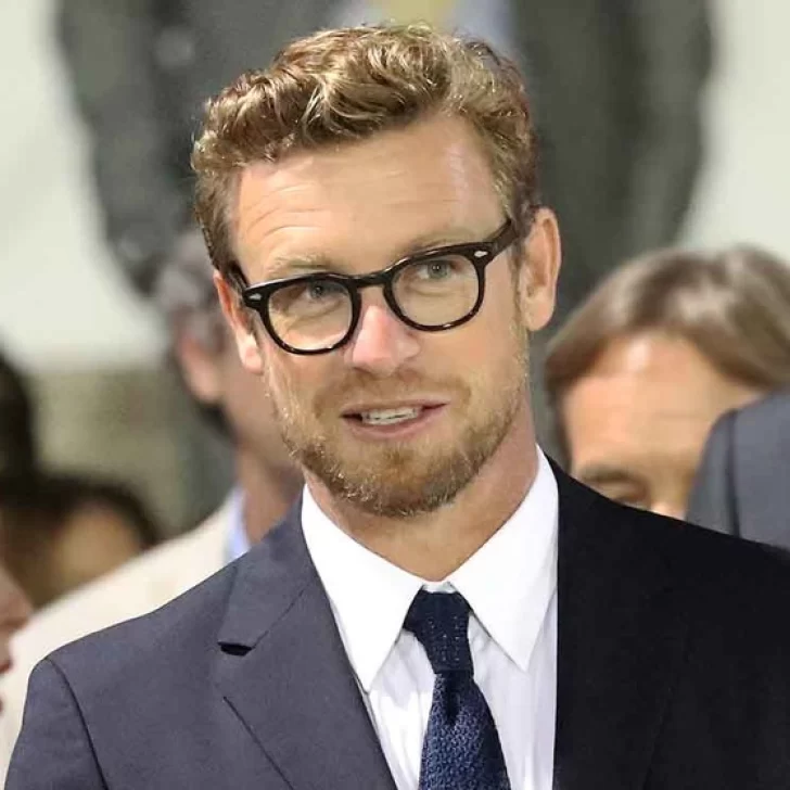 Soltero de nuevo: Simon Baker se separo después de estar casado por casi tres décadas