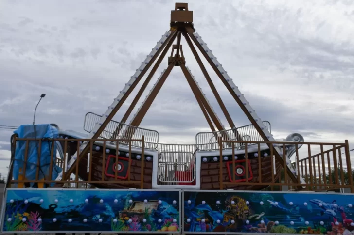 Instalaron un Barco Pirata en el nuevo “Parque de los Niños”