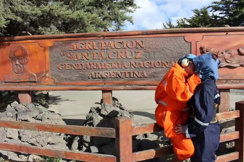 ¿Qué pasa cuando dos petroleros se besan en Río Gallegos?