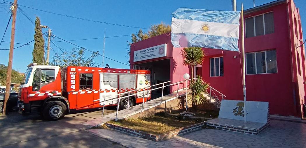 Un bombero le salvó la vida a un bebé de 11 meses que se había atragantado