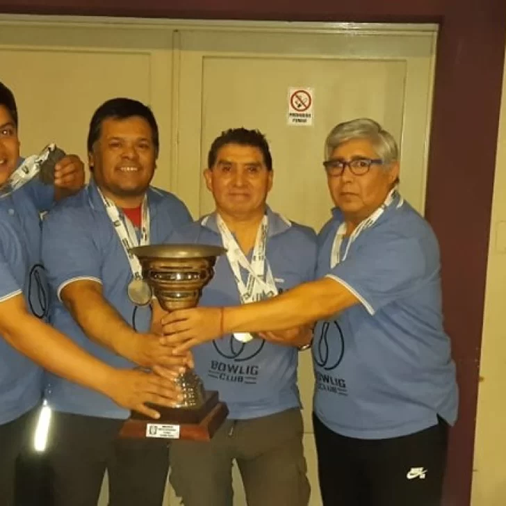 Caletenses obtuvieron el 2º puesto en el Nacional de Bowling Caletenses obtuvieron el 2º puesto en el Nacional de Bowling