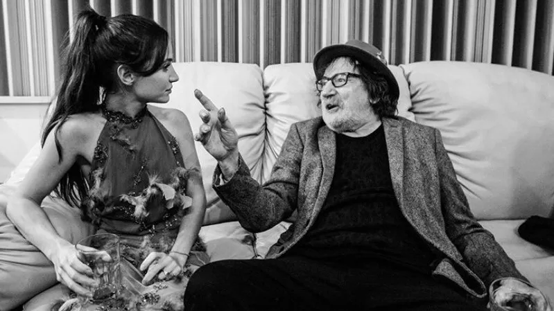 Brenda Asnicar reveló detalles de su relación con Charly García y contó que duerme en su casa Brenda Asnicar reveló detalles de su relación con Charly García y contó que duerme en su casa