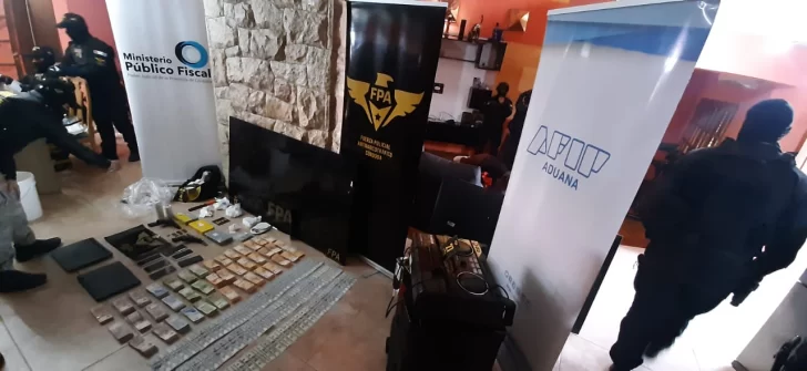 cae-banda-narco-cordoba-dolares-cocaina-armas-43-1-728x335