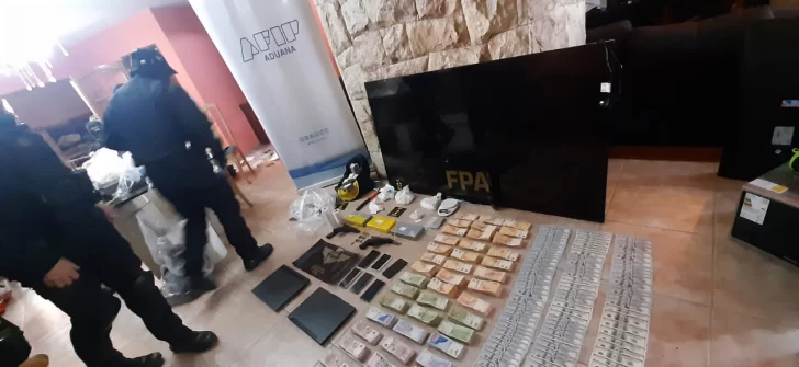 cae-banda-narco-cordoba-dolares-cocaina-armas-43-2-728x335 cae-banda-narco-cordoba-dolares-cocaina-armas-43-2-728x335