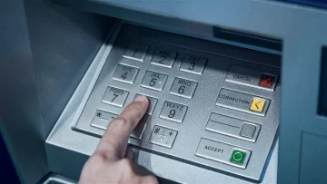 Anunciaron la fecha de pago de salarios para los estatales de Santa Cruz Anunciaron la fecha de pago de salarios para los estatales de Santa Cruz