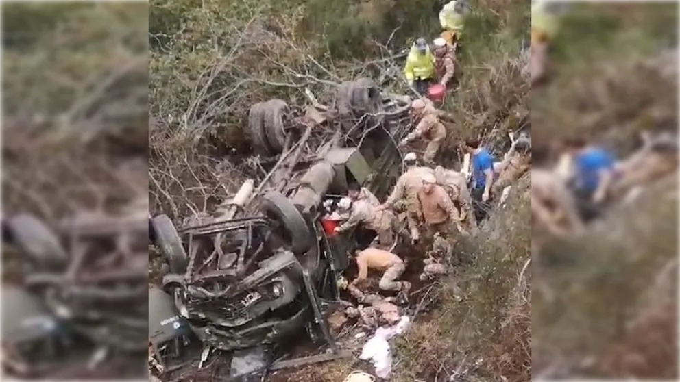 camion-ejercito-argentino-muertos-volco-neuquen-728x410