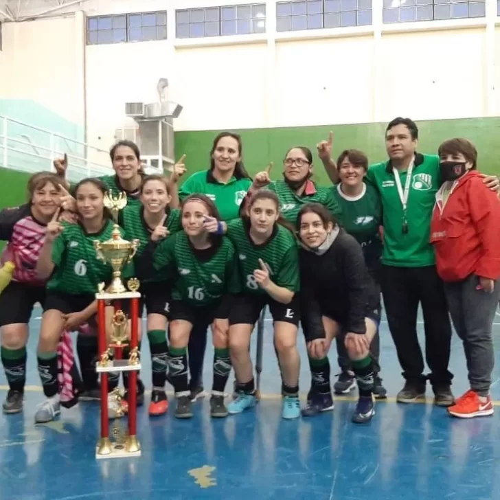 Comodoro Rivadavia: Camioneras se quedó con el campeonato de la Primera “A” ante UOCRA Comodoro Rivadavia: Camioneras se quedó con el campeonato de la Primera “A” ante UOCRA