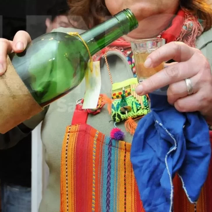 1º de agosto: cómo preparar la tradicional caña con ruda 1º de agosto: cómo preparar la tradicional caña con ruda