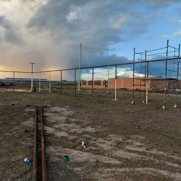 Unión Petroleros Privados siguen a pleno por tener su cancha propia