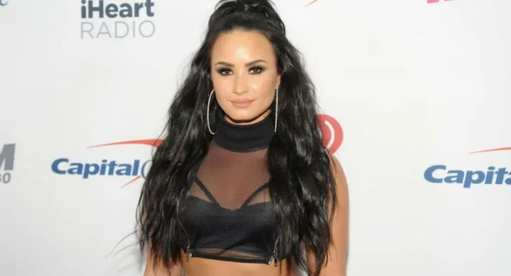 Demi Lovato reveló que tuvo tres derrames cerebrales y un ataque al corazón por su sobredosis