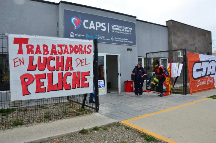 Bajo hermetismo, asumió la nueva directora del CAPS “Peliche” de Río Gallegos