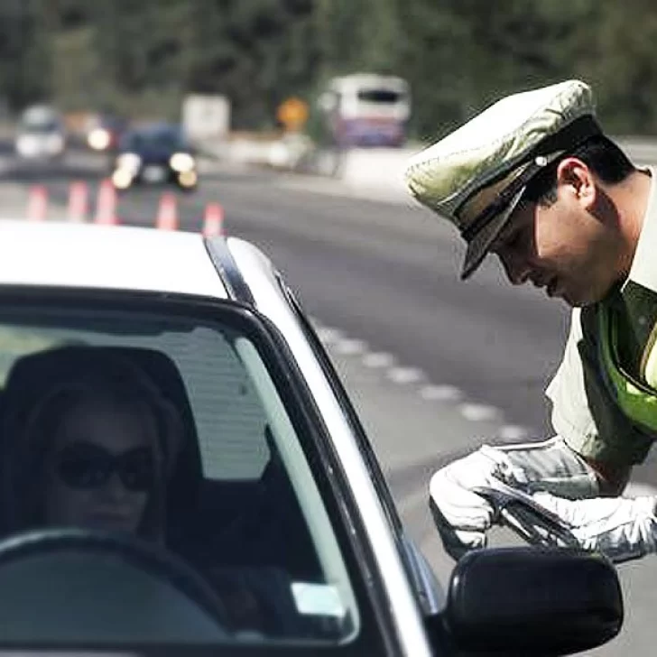 Autos polarizados multados en Chile Autos polarizados multados en Chile