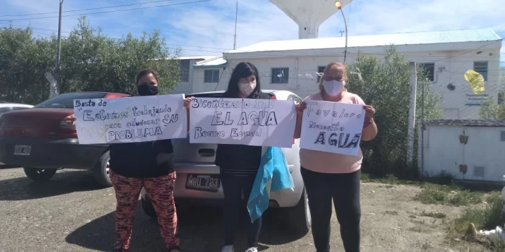Vecinos de Río Gallegos realizaron caravana y bocinazo por falta de agua
