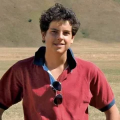 García Cuerva confirmó que este sábado será beatificado Carlo Acutis, el “patrono de la web”