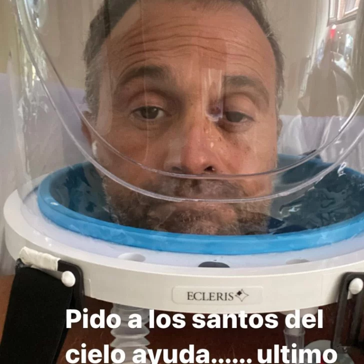 La selfie de Sergio Lapegüe: internado en terapia intensiva con casco de oxígeno