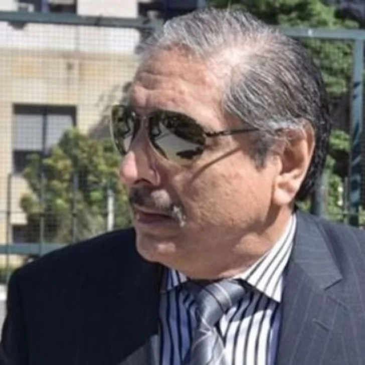 Carlos Kirchner declaró por la causa de espionaje ilegal y dijo que “sabía que lo escuchaban en la cárcel” Carlos Kirchner declaró por la causa de espionaje ilegal y dijo que “sabía que lo escuchaban en la cárcel”