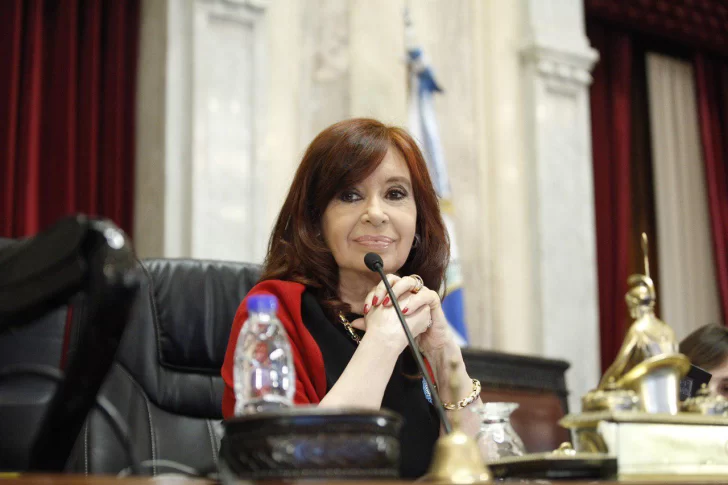 Cristina Kirchner decretó el cupo laboral travesti-trans para el Senado