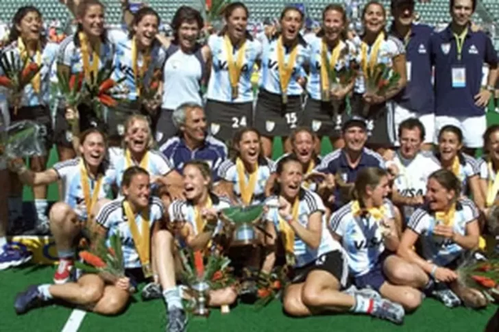 Un día como hoy: Las Leonas ganan su primer campeonato mundial en 2002