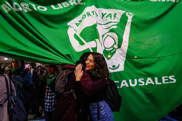 “Que Chile se vista de verde”: comienza el debate por el aborto legal