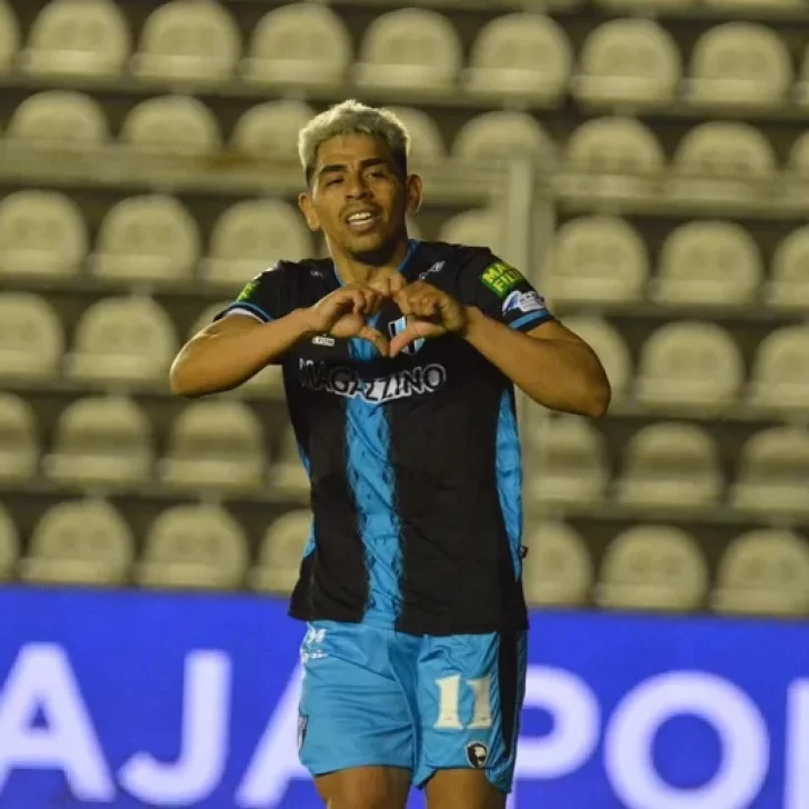 El exAlbiverde Enzo “Chimba” Fernández jugará hoy contra Boca Juniors por los octavos de la Copa Argentina