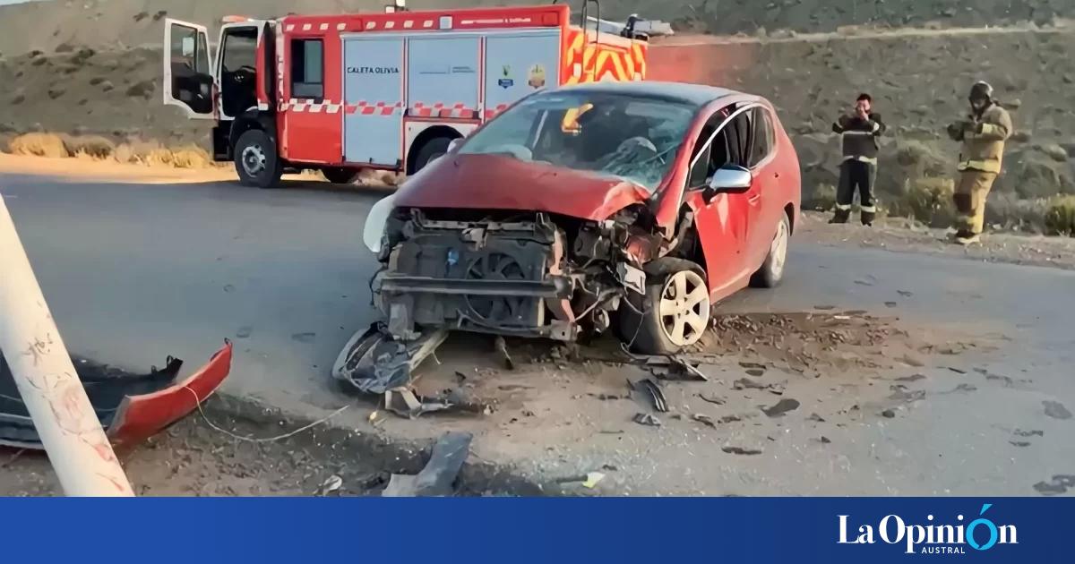 Chocó de frente contra un poste de luz en la ruta y lo trasladaron al ...
