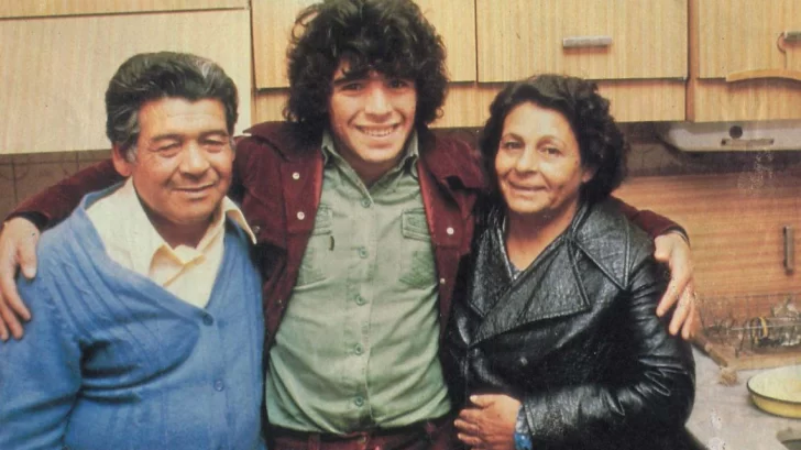 Maradona será enterrado con Don Diego y la Tota en el cementerio de Bella Vista